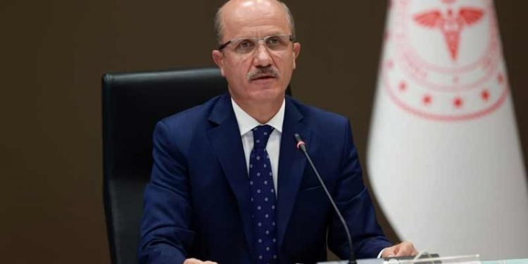 YÖK Başkanı, vakıf üniversitelerinden indirim istedi