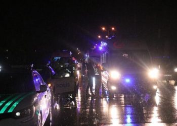 Yolcu otobüsü TIR’a çarptı: 25 yaralı