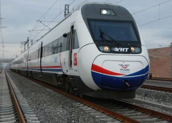 Yüksek Hızlı Tren rüşveti: Siemens, Kolin'den ödeme almak için yolsuzluğu mahkemeye taşıdı