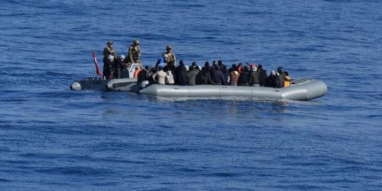 Yunanistan: Ağustos’ta 25 bin kaçak göçmen, Türkiye’den Yunanistan’a girmeye çalıştı