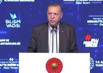 Yüzde 80'lik enflasyonu unutan Erdoğan: Ekonomik hayatın durmasına müsade etmedik
