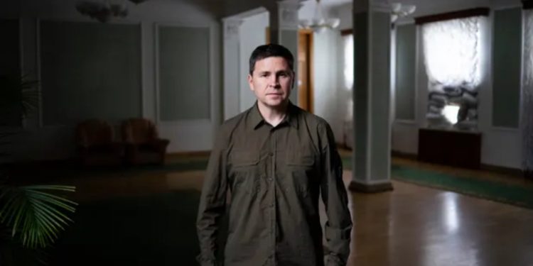 Zelenski'nin danışmanı Podolyak: Kırım'ı Rusya'ya bağlayan köprüyü hedef alabiliriz