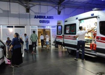 Zonguldak'ta gıda zehirlenmesi: 31 kişi hastaneye kaldırıldı