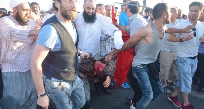 Askerin boğazını kesen zihniyet: Kadınları et olarak nitelendiren imamdan skandal 15 Temmuz fetvası