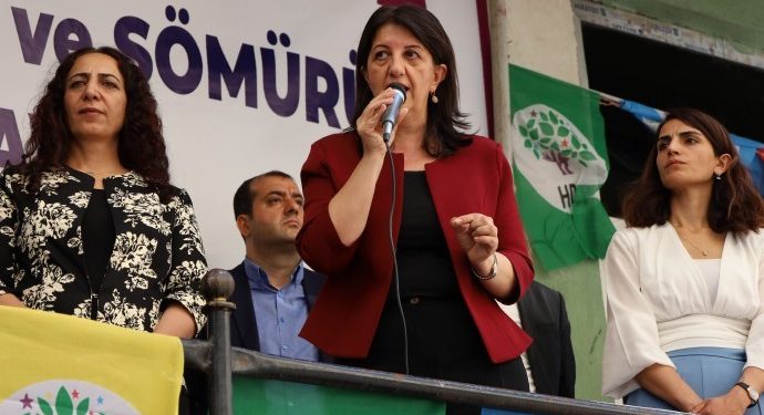 ‘Erdoğan zannediyor ki sandıklar NATO koridorlarında, Tahran’da ve Şam’da kurulacak’