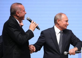 ‘Putin, Erdoğan’ı istiyor; seçimlere müdahale edip etmeyeceğini göreceğiz’