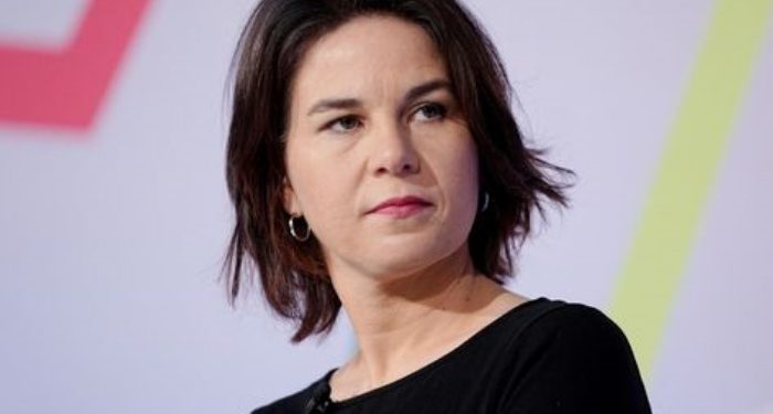 ‘Rusya ile barış görüşmeleri yapmanın şu an için mantıklı bir yanı yok’