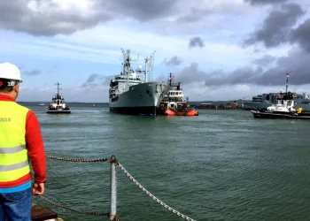 Asbestli Gemi Brezilya’ya Dönüyor