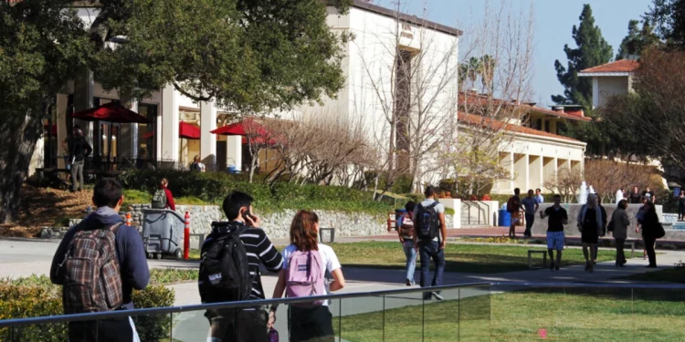 ABD’de Üniversite Eğitimine Gelmek İçin Nelere Dikkat Etmek Gerekiyor?