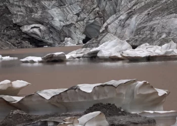 Küresel Isınma Cilo Buzullarını Yok Ediyor