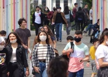 17 yaşındaki çocuk: İktidar, doğduğumdan beri beni yoksullaştırıyor