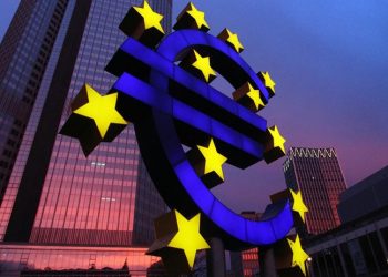 24 yıl sonra bir ilk: Avrupa Merkez Bankası'ndan tarihi faiz kararı geldi