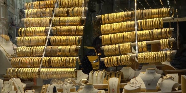 30 yıllık kuyumcudan 'altın' tavsiyesi