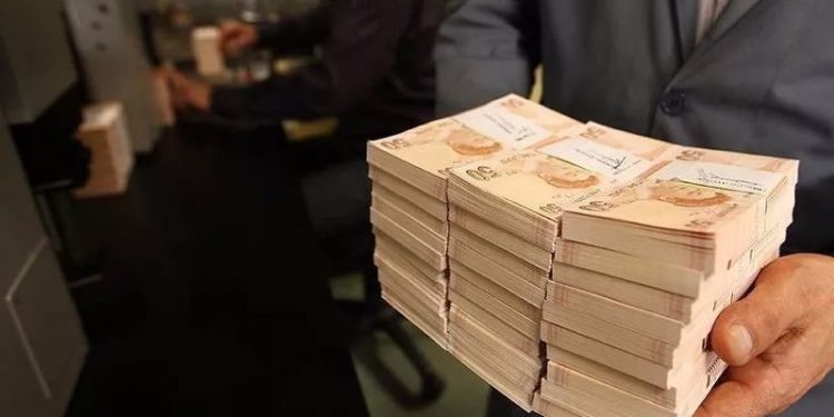 354 milyon lira ödenek ayrılan Milli Saraylar İdaresi 409.2 milyon TL harcamış