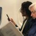 6 trilyon dolara hükmeden ABD Hazine Bakanı Yellen ekonomi sınıfında uçtu