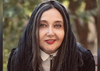 Saçlarını açan İranlı oyuncunun evine polis baskını