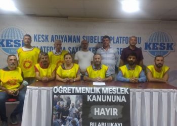 ‘Masa başında hazırlanan öğretmenlik kanunu kabul etmiyoruz’