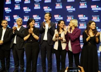 Baskın Oran: Emek ve Özgürlük İttifakı ülkenin kurtuluş anahtarı