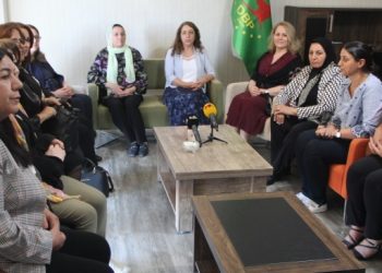 Federe Kürdistan’dan gelen kadınlardan DBP’ye ziyaret