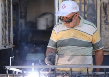 Hakkari sanayi esnafı: Krizin sebebi AKP ve savaş politikalarıdır