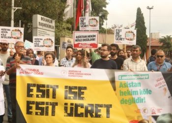 Asistan hekimler: Hekimlerin bölünmesine izin vermeyeceğiz