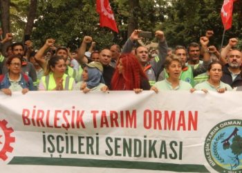 İBB önünde ‘zam’ talepli eylem
