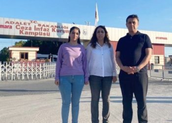 DBP ve HDP heyeti Semra Güzel’i ziyaret etti