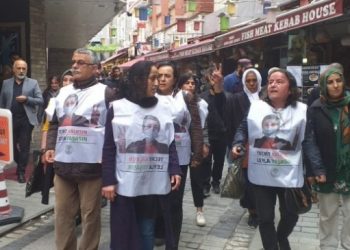 Tecridi protesto eden 9 kişinin duruşması ertelendi