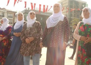 Tutuklu yakınları Bağcılar Meydanı’nda: Adalet arıyoruz