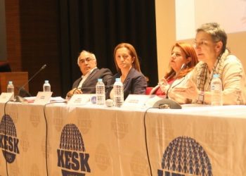 Türkdoğan: Otoriter politikalar göçe zorluyor