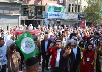 Tekirdağ’da HDP’ye yoğun ilgi