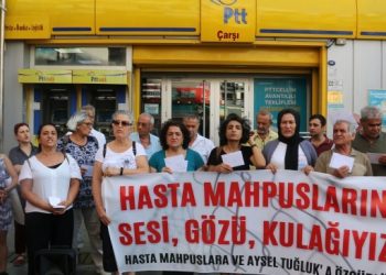 Tutuklularla dayanışmak için kart gönderildi