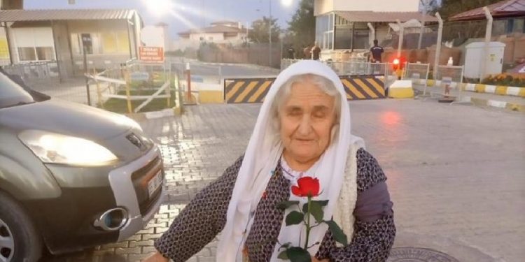 80 yaşındaki hasta mahpus Makbule Özer tahliye edildi