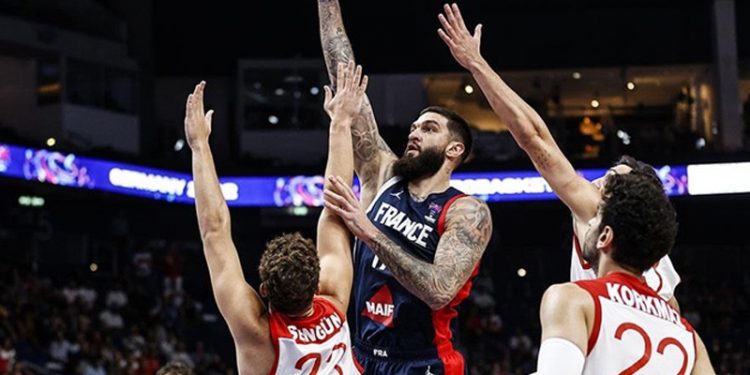 A Milli Basketbol Takımı, turnuvaya son 16 turunda veda etti