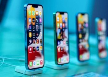 AB, akıllı telefon &uuml;reticilerine katı kurallar getirecek