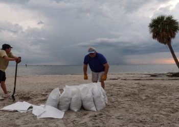 ABD'de kasırga alarmı: Yarın erken saatlerde Florida'yı vuracak