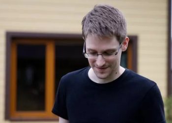 ABD’nin gizli dinleme faaliyetlerini ortaya çıkaran Snowden'a Rusya vatandaşlığı verildi