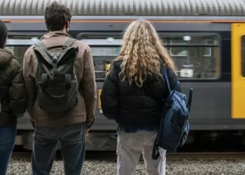 AB'den gençler için yeni ücretsiz seyahat programı: Türkiye'de yaşayanlar da başvurabilecek