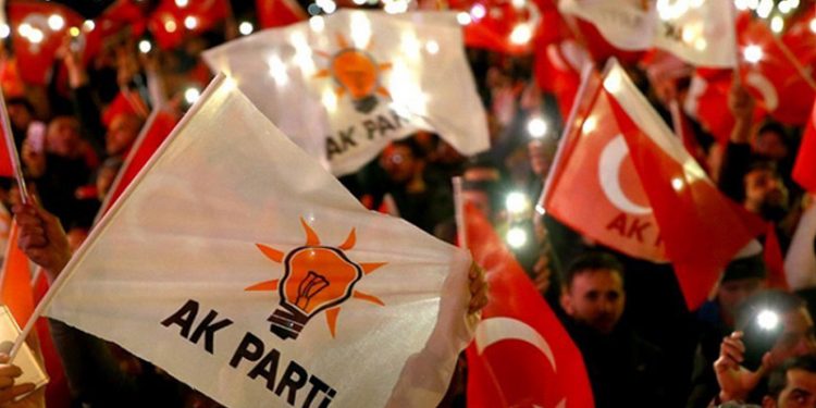 AKP seçim hazırlıklarına başladı; "Seçim atmosferine gidildiğinde tablo değişir"