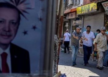 AKP’de seçim hazırlığı: Listeler için ‘yıpranmamış’ isim aranıyor