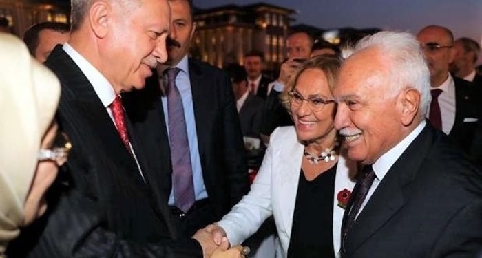 AKP’li Mücahit Arınç’tan Perinçek’e: ‘Sana da sana paye verenlere de bin lanet’