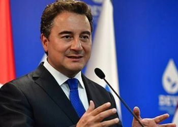 Ali Babacan: HDP ile ilişki 6’lı Masa’nın mutabakatla götürebileceği bir şey olmayabilir; ortak adayın şimdiden açıklanması son derece riskli