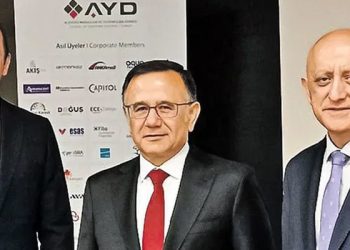 Alışveriş merkezlerinin değeri yüzde 47 geriledi