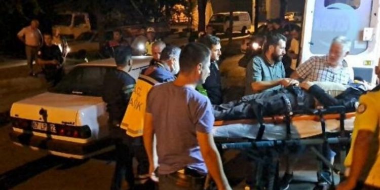 Alkollü sürücü, 'Dur' ihtarında bulunan bekçiye çarptı