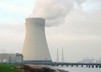 Almanya hükümeti enerji krizine karşı nükleer santralleri kapatma planını erteledi