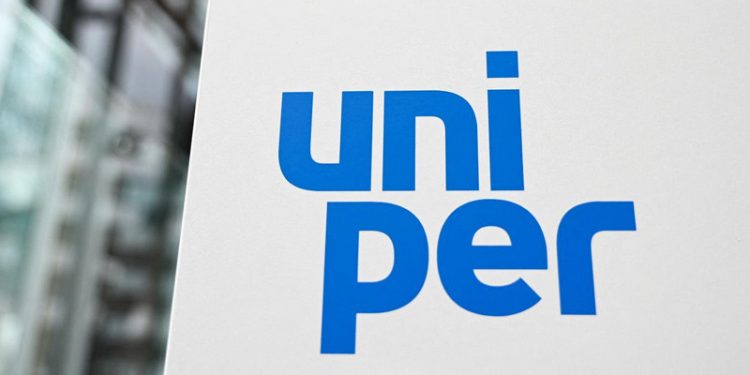 Almanya'da enerji devi Uniper'i devlet satın aldı