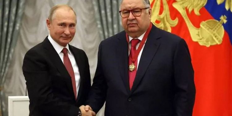 Almanya’da polis, Putin'e yakınlığı ile bilinen Rus milyarder Usmanov’un yatında arama yaptı
