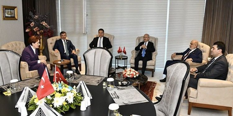 Altılı Masa 2 Ekim'de bir araya geliyor: Akşener kime, ne mesaj veriyor?