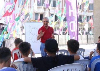 Anaokuldan üniversiteye kadar Kürtçe eğitim talebi