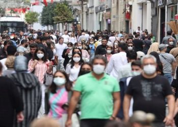 Anketten çıkan sonuç: Türkiye'de demokrasi tehlike altında